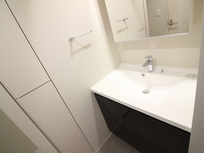 物件内観写真12　(洗面)