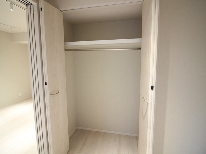 物件内観写真13　(収納)