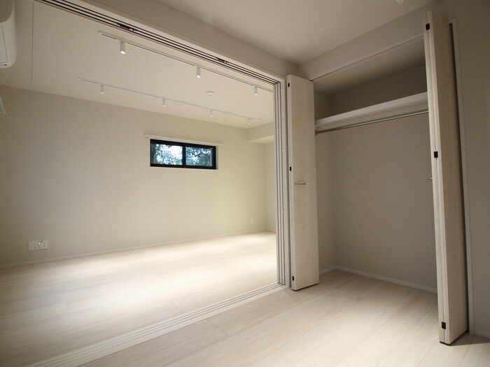 物件内観写真17　(居室)