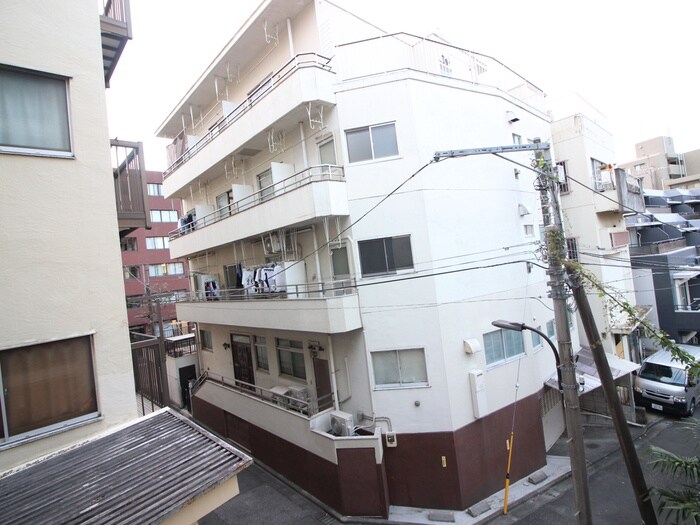 物件内観写真22　(室内からの展望)