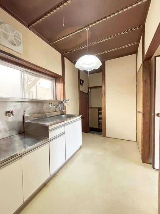 物件内観写真10　(キッチン)