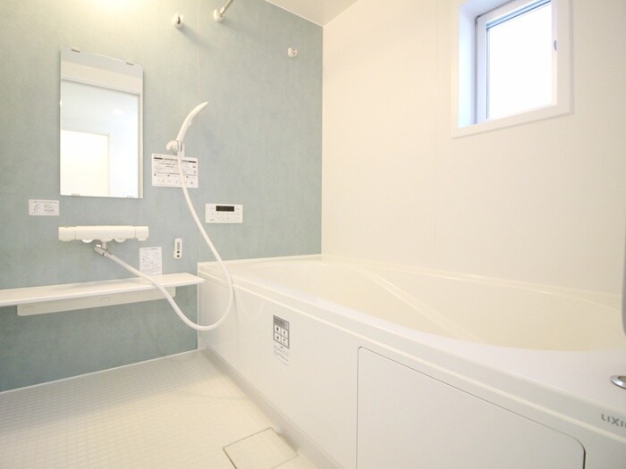 物件内観写真12　(バス／シャワールーム等)
