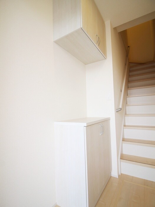 物件内観写真15　(靴箱)