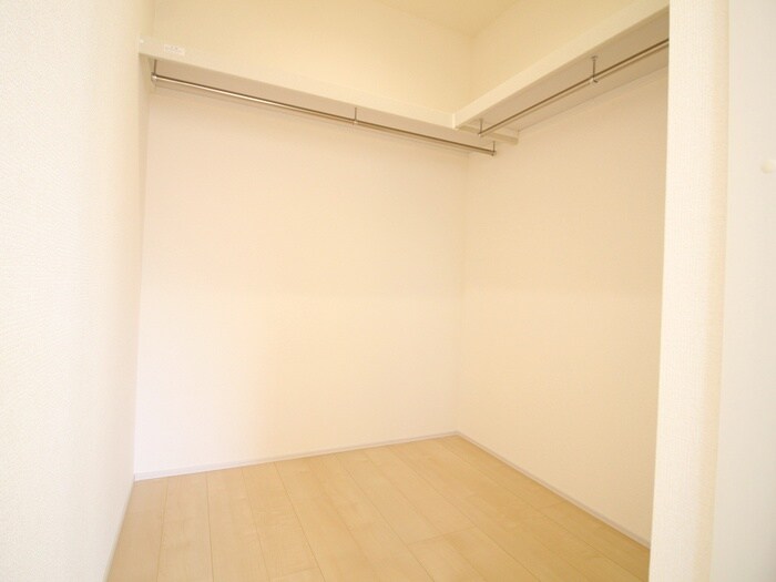 物件内観写真17　(収納)