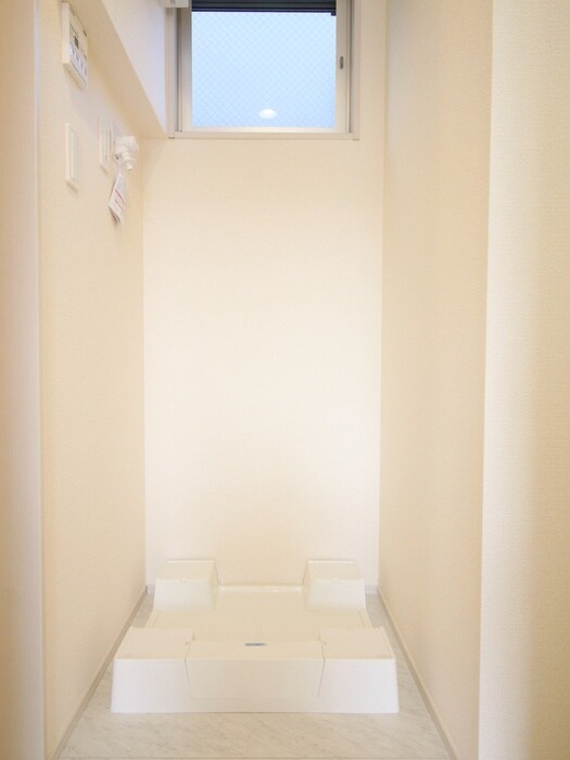 物件内観写真19　(洗濯機置場)