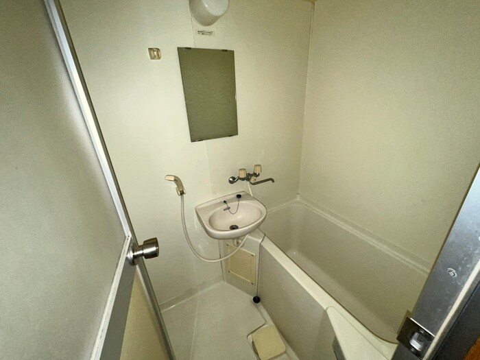 物件内観写真13　(バス／シャワールーム等)