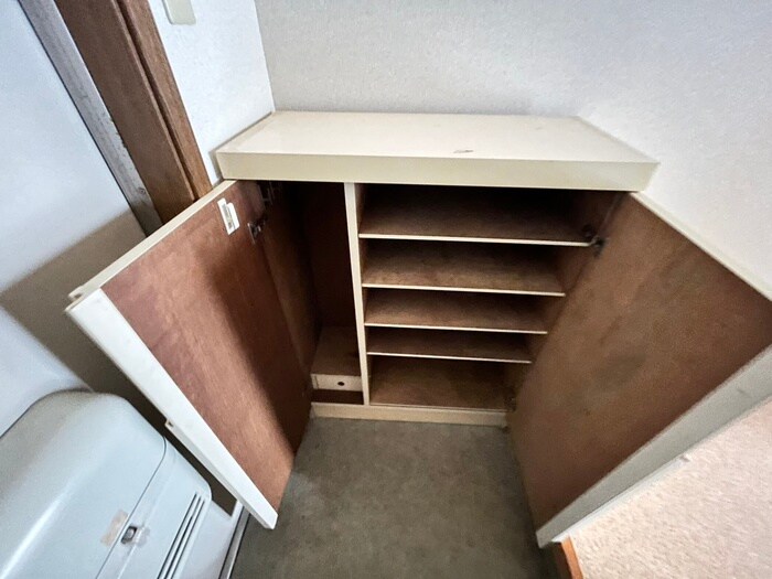 物件内観写真19　(靴箱)