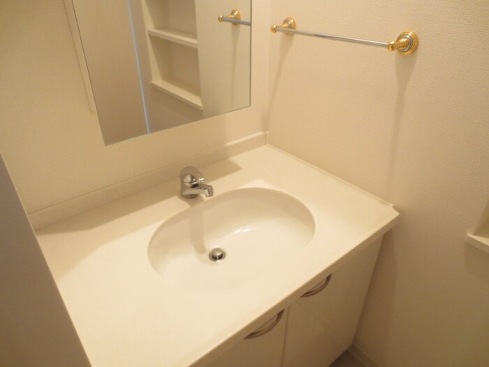 物件内観写真8　(洗面)