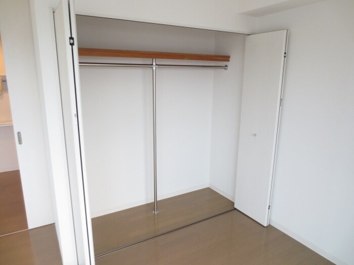 物件内観写真11　(収納)