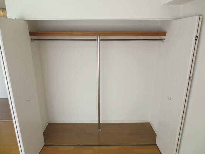 物件内観写真12　(収納)