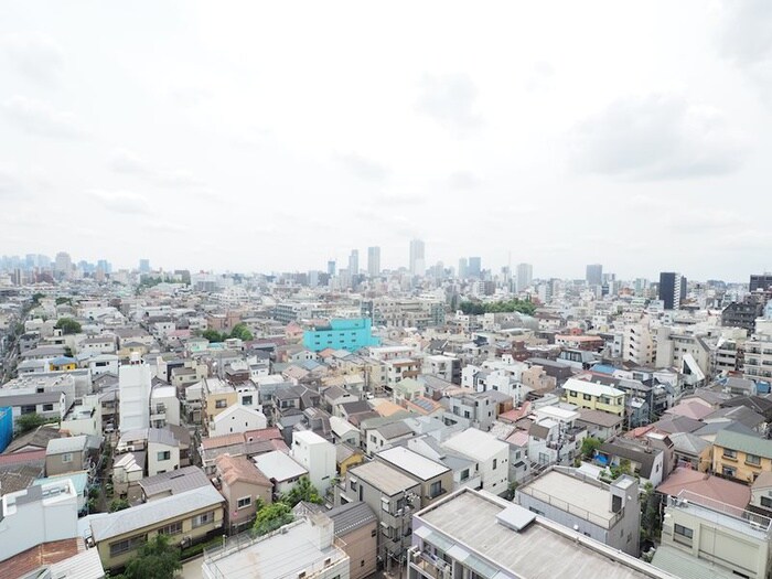 物件内観写真16　(室内からの展望)