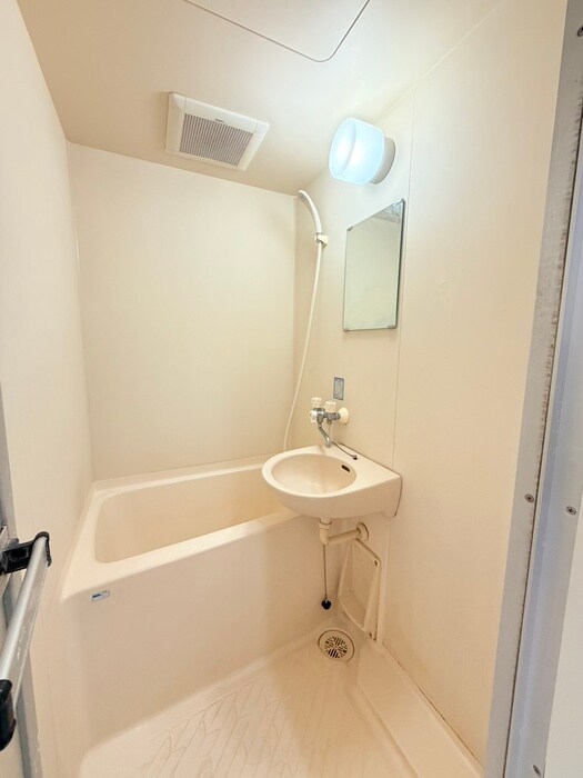 物件内観写真10　(バス／シャワールーム等)