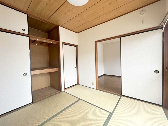 物件内観写真9　(居室)