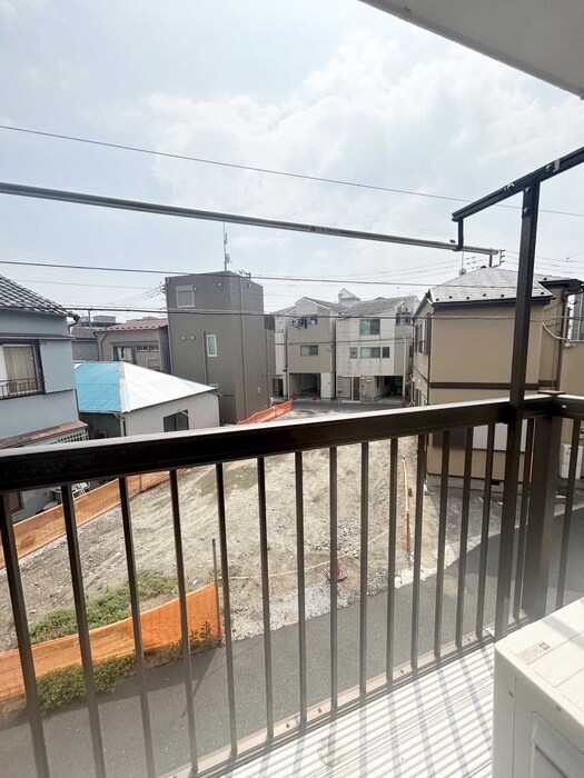 物件内観写真18　(室内からの展望)