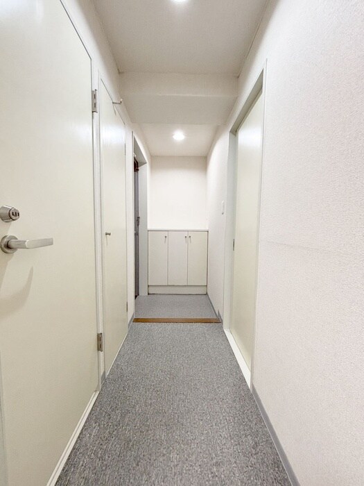 物件内観写真19　(廊下)