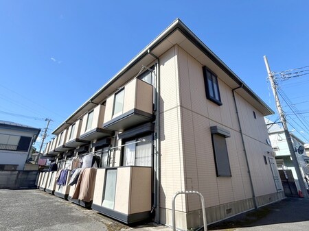 サライムサシノ外観写真
