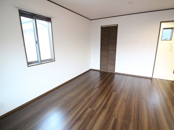 物件内観写真9　(居室)