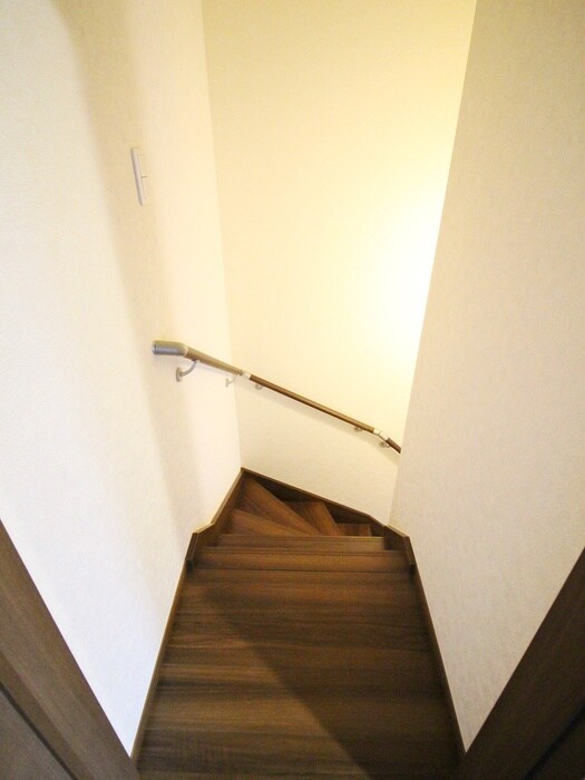 物件内観写真17　(廊下)