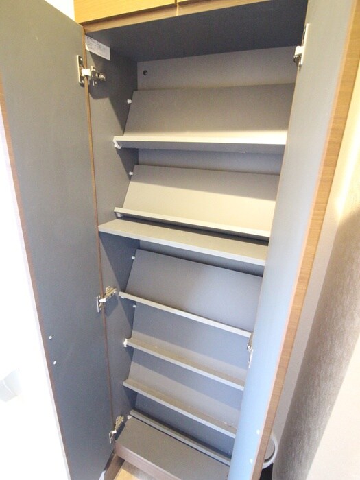 物件内観写真19　(靴箱)