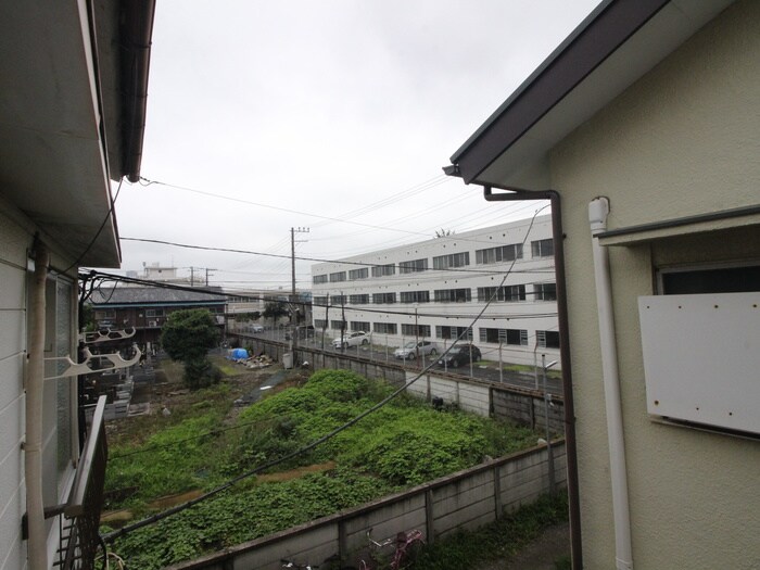 物件内観写真15　(室内からの展望)