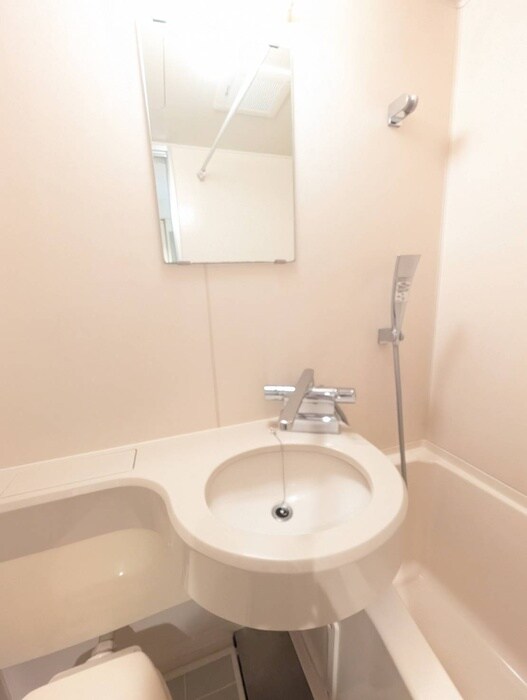 物件内観写真12　(洗面)