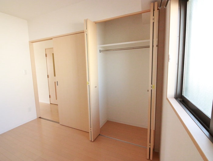 物件内観写真11　(収納)