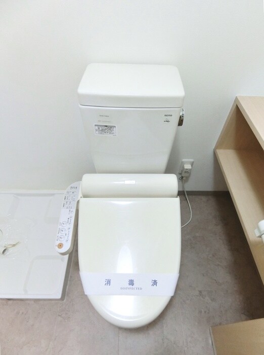 物件内観写真12　(トイレ)