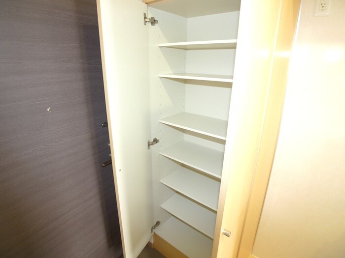 物件内観写真14　(靴箱)