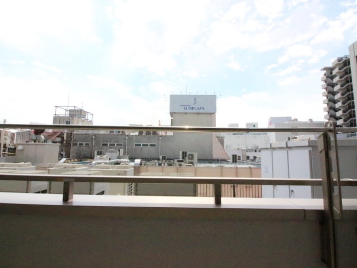 物件内観写真19　(室内からの展望)