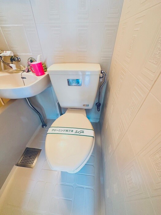 物件内観写真11　(トイレ)