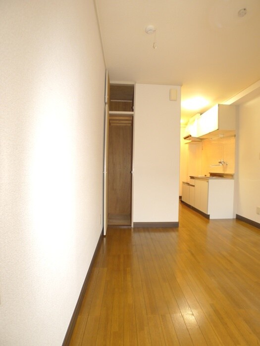 物件内観写真11　(収納)