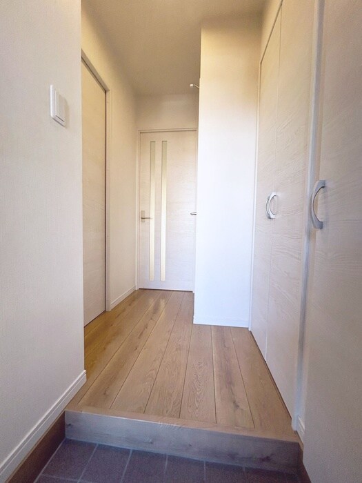 物件内観写真19　(廊下)