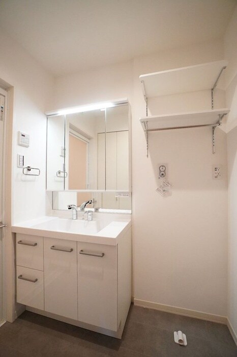 物件内観写真11　(洗面)