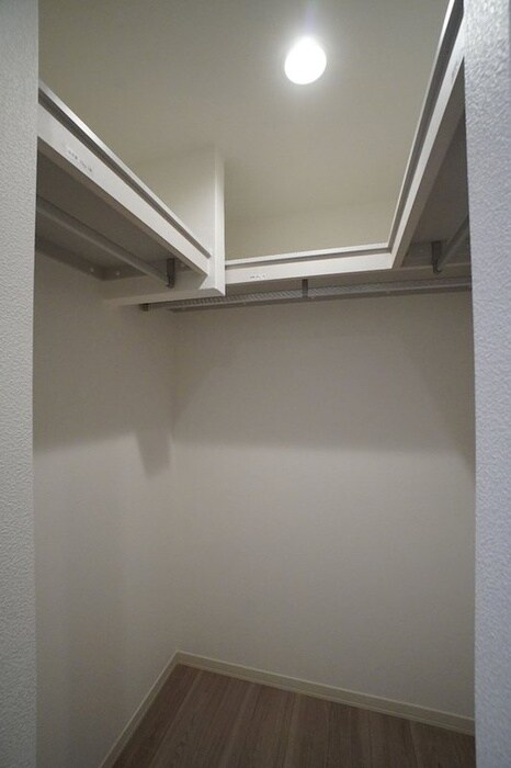 物件内観写真13　(収納)