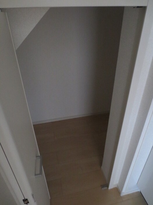 物件内観写真17　(収納)