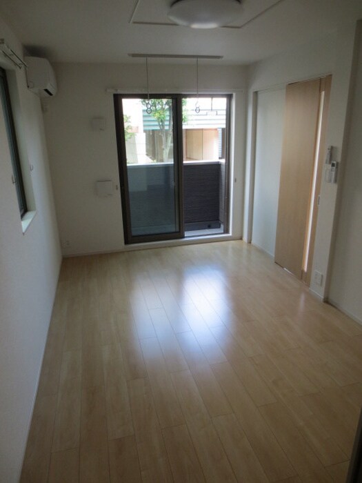 物件内観写真18　(居室)