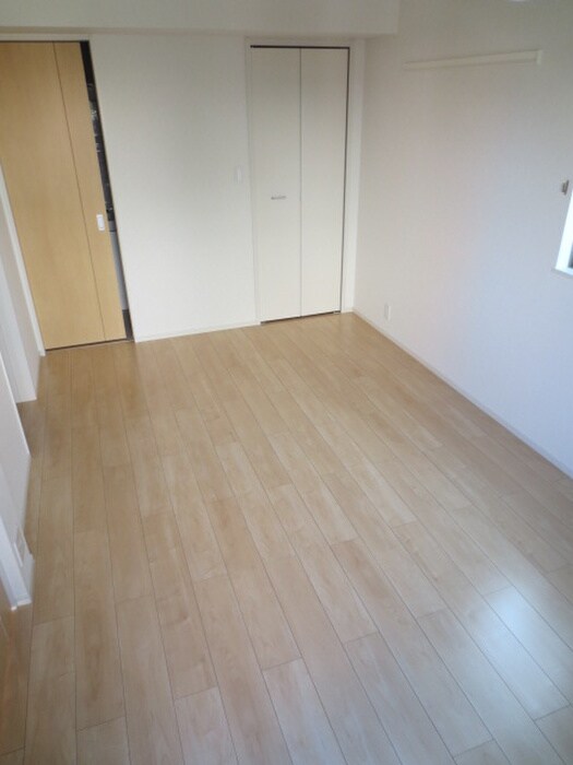 物件内観写真19　(居室)