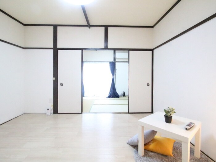 物件内観写真8　(居室)