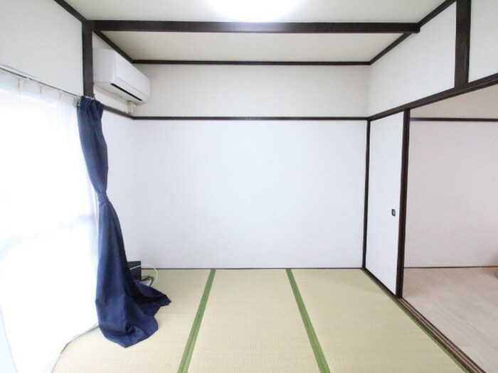 物件内観写真9　(居室)