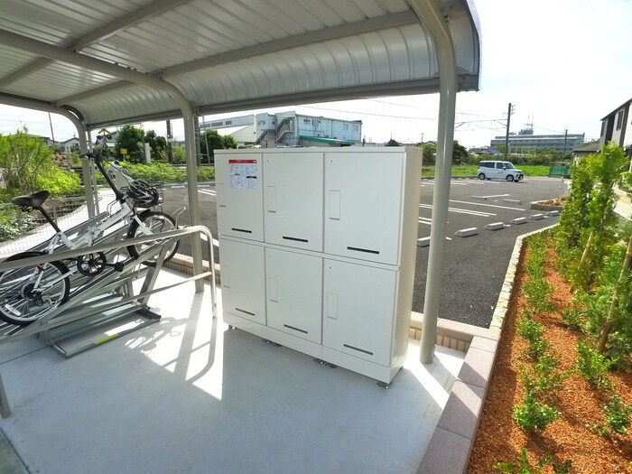 物件外観写真4　(建物設備)