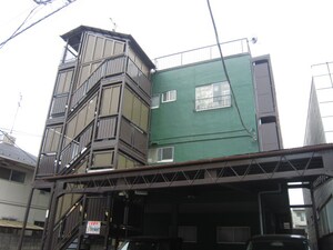 松花マンション外観写真