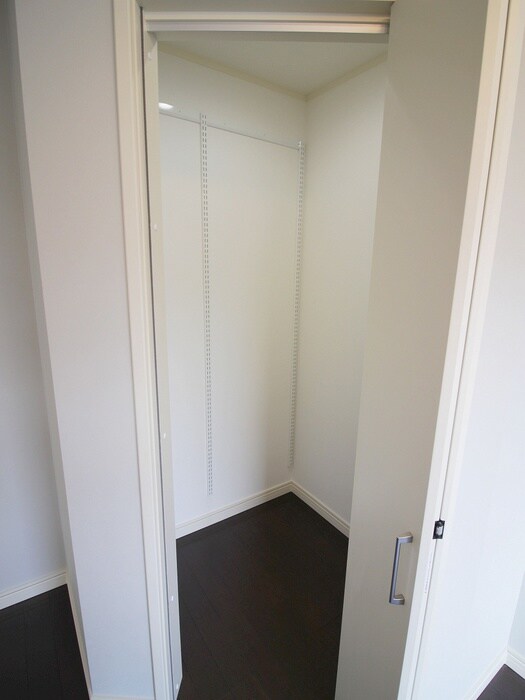 物件内観写真16　(収納)