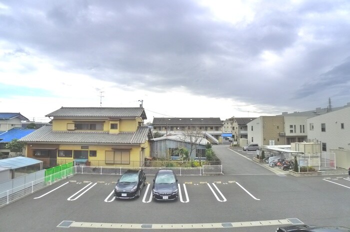 物件内観写真22　(室内からの展望)