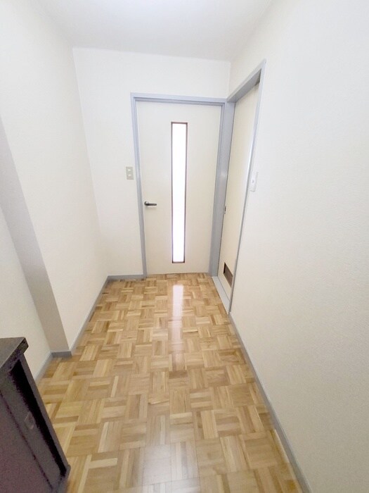 物件内観写真19　(廊下)