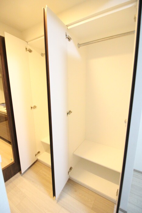 物件内観写真10　(収納)