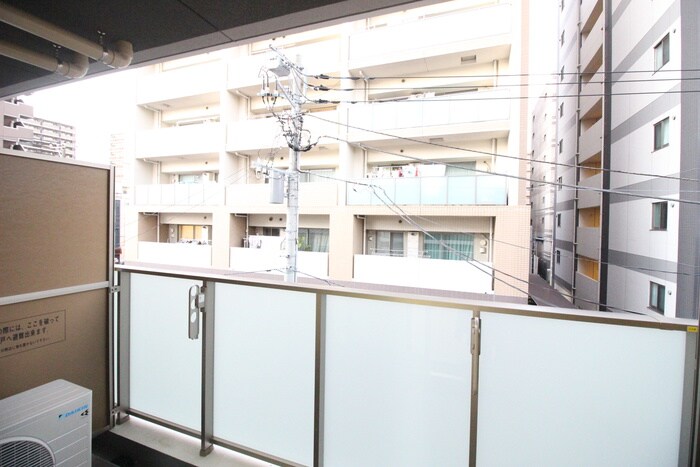 物件内観写真16　(室内からの展望)