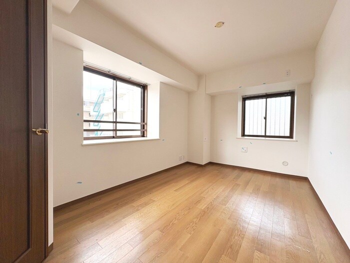 物件内観写真10　(居室)