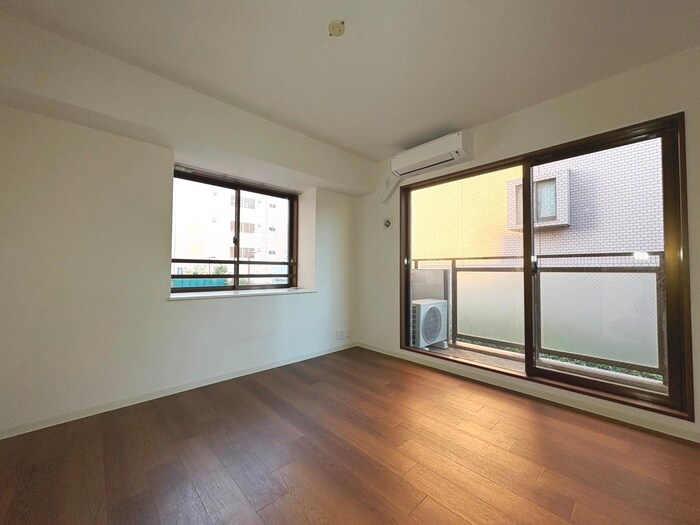 物件内観写真10　(居室)