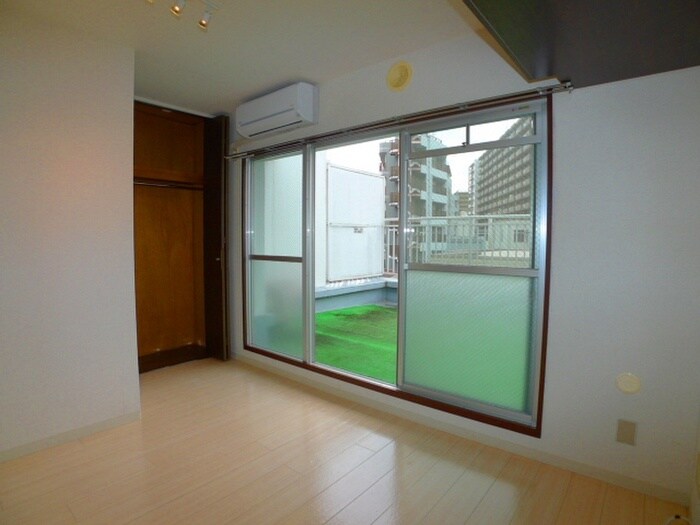 物件内観写真11　(居室)