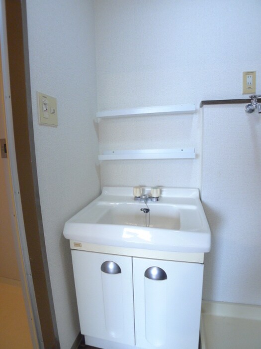 物件内観写真15　(洗面)